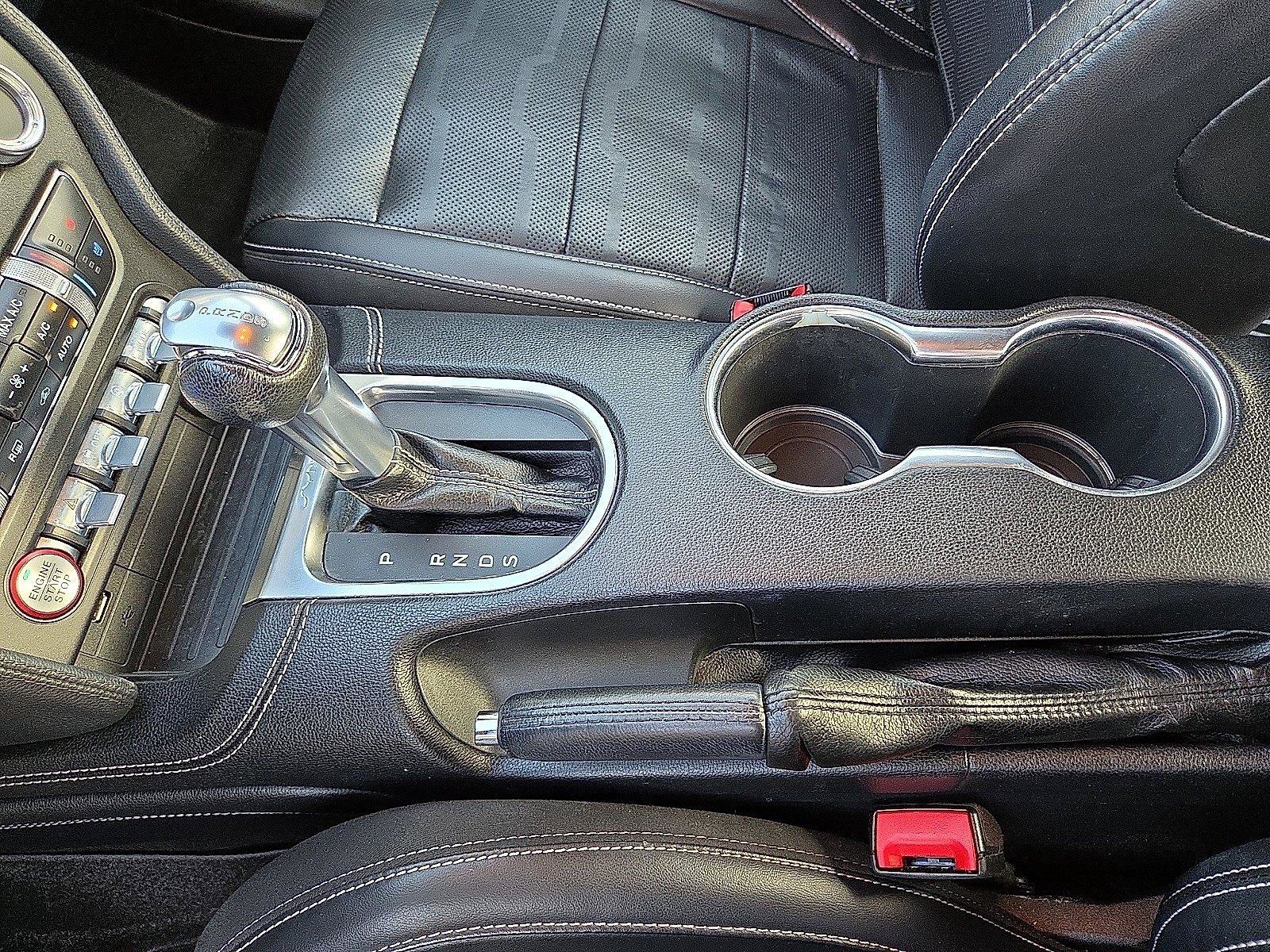 Certified 2021 Ford Mustang Coupe RWD image 18
