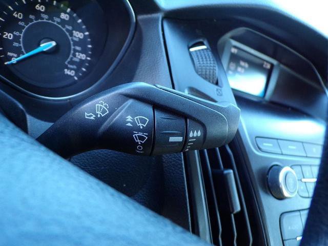 Certified 2018 Ford Focus SE image 25
