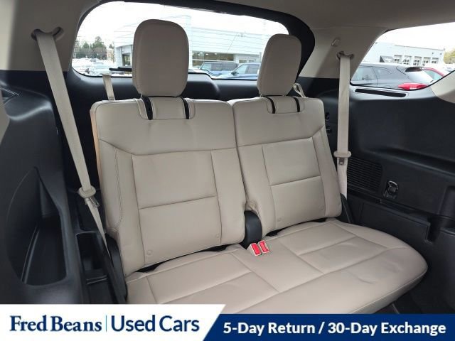 Certified 2023 Ford Explorer XLT w/ Equipment Group 202A image 15