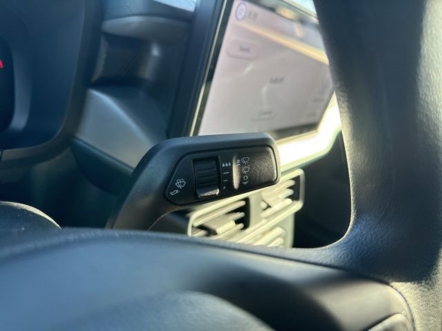 Certified 2025 Ford Maverick XL w/ 4K Tow Package image 25