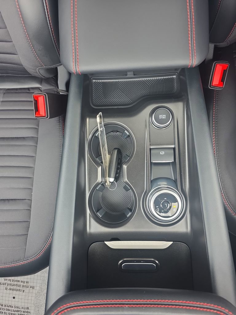 Certified 2025 Ford Explorer ST-Line w/ Premium Package image 37