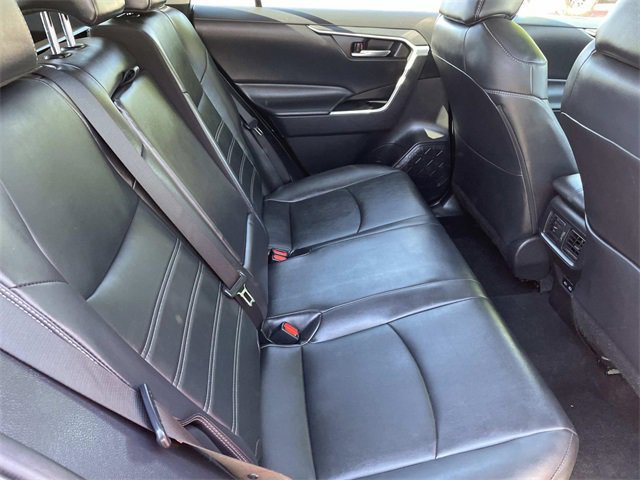 Used 2022 Toyota RAV4 XLE Premium image 24