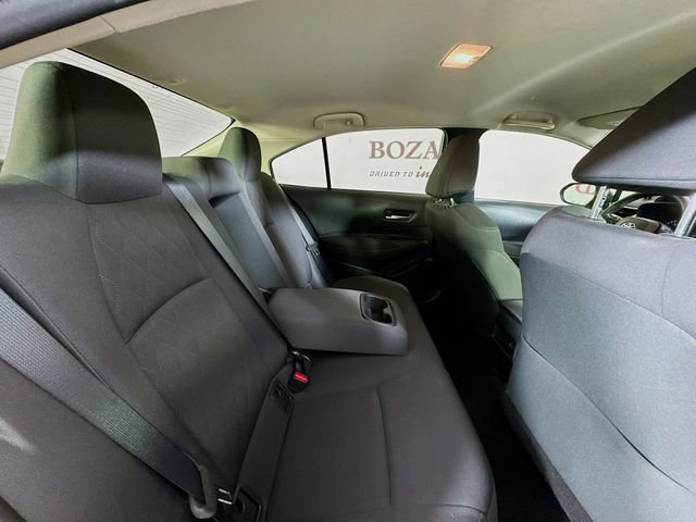 Used 2020 Toyota Corolla LE image 29