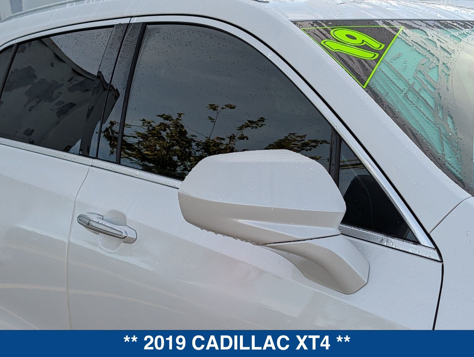 Used 2019 Cadillac XT4 Premium Luxury FWD image 11