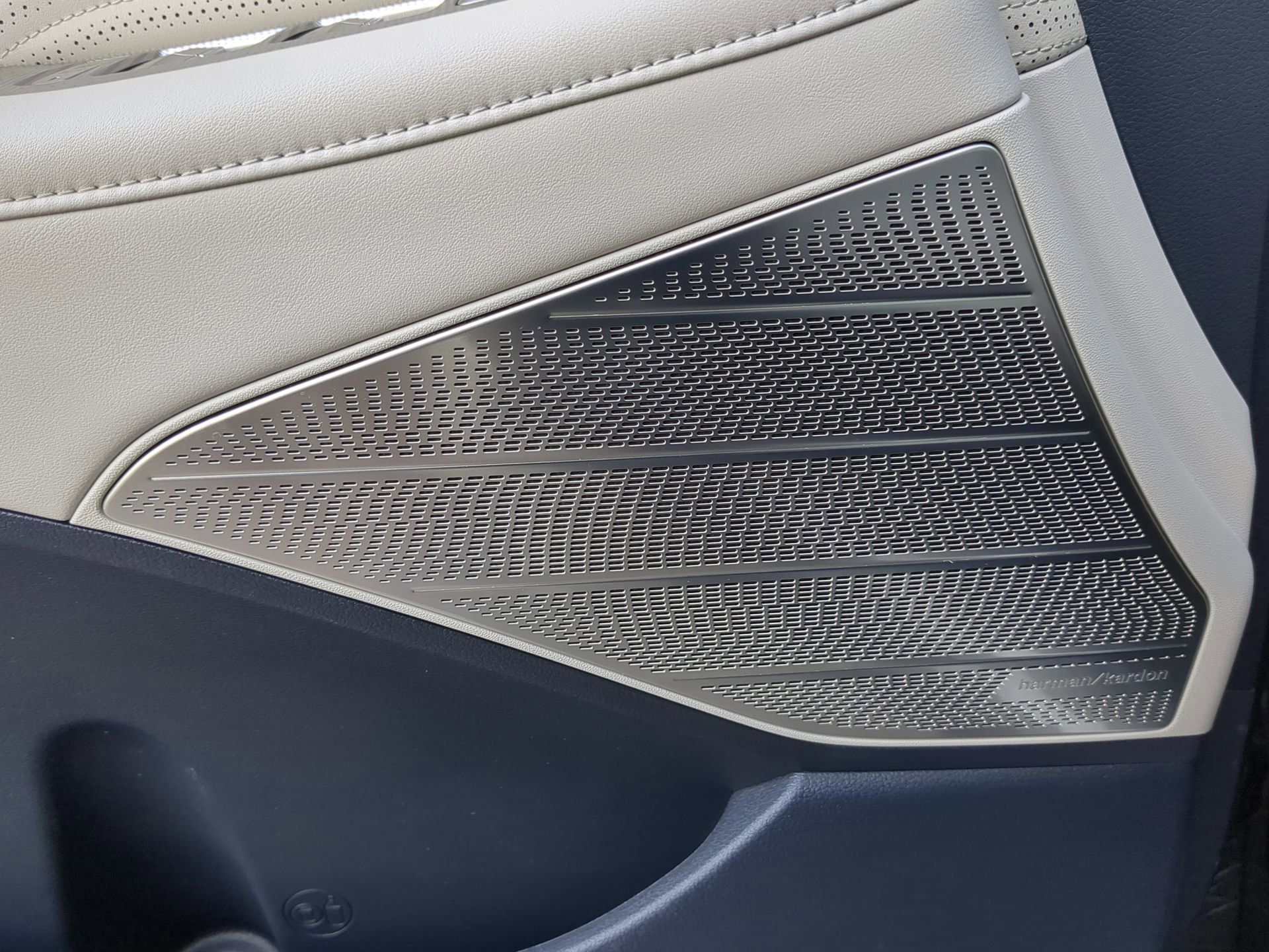 Used 2025 Hyundai Palisade Calligraphy FWD image 56