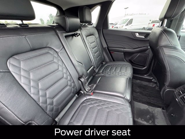 Certified 2023 Ford Escape Platinum w/ Premium Technology Package AWD/4WD image 24