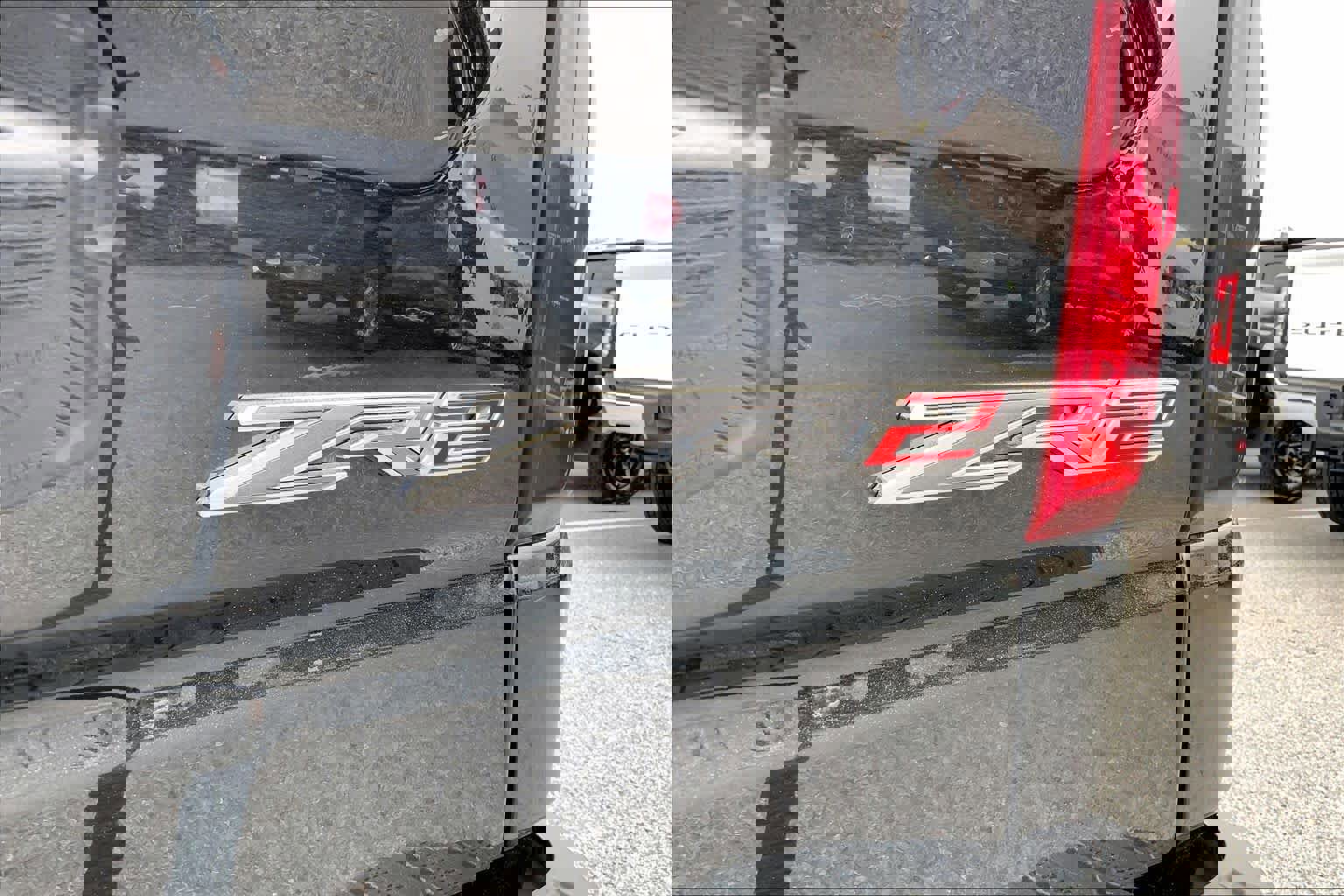 Used 2023 Chevrolet Silverado 1500 ZR2 w/ Technology Package image 12