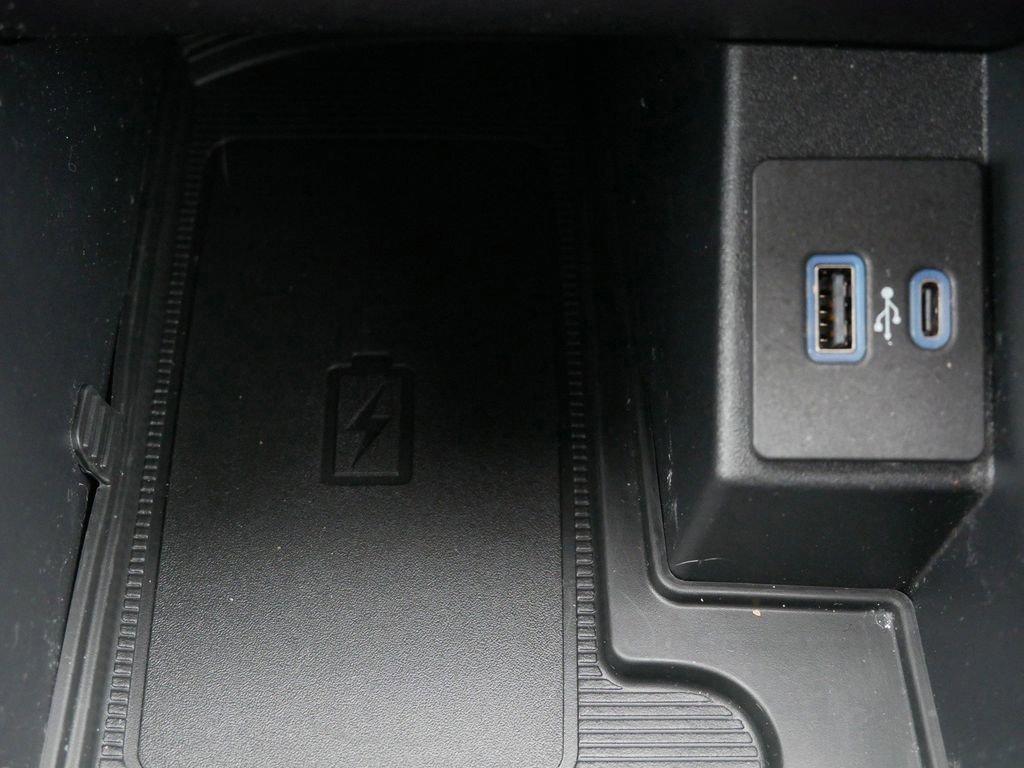 Certified 2022 Ford Edge SEL w/ Convenience Package image 27