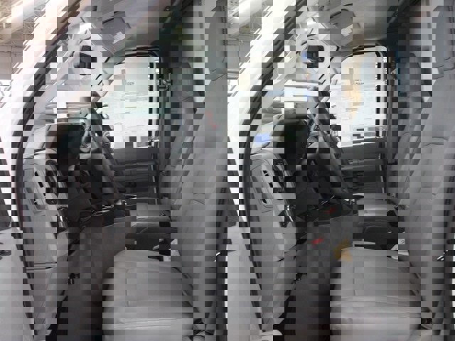 Certified 2024 Ford E-350 and Econoline 350 Super Duty w/ Power Windows & Locks Group image 18