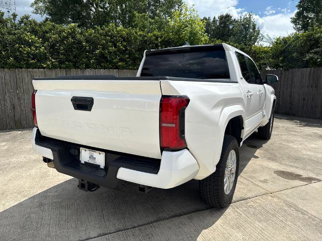 Used 2024 Toyota Tacoma SR5 RWD image 21