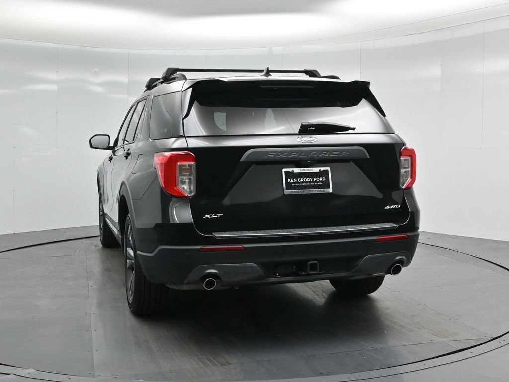 Certified 2023 Ford Explorer XLT w/ Equipment Group 202A image 32