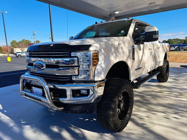 Certified 2019 Ford F250 Lariat w/ Lariat Ultimate Package image 3