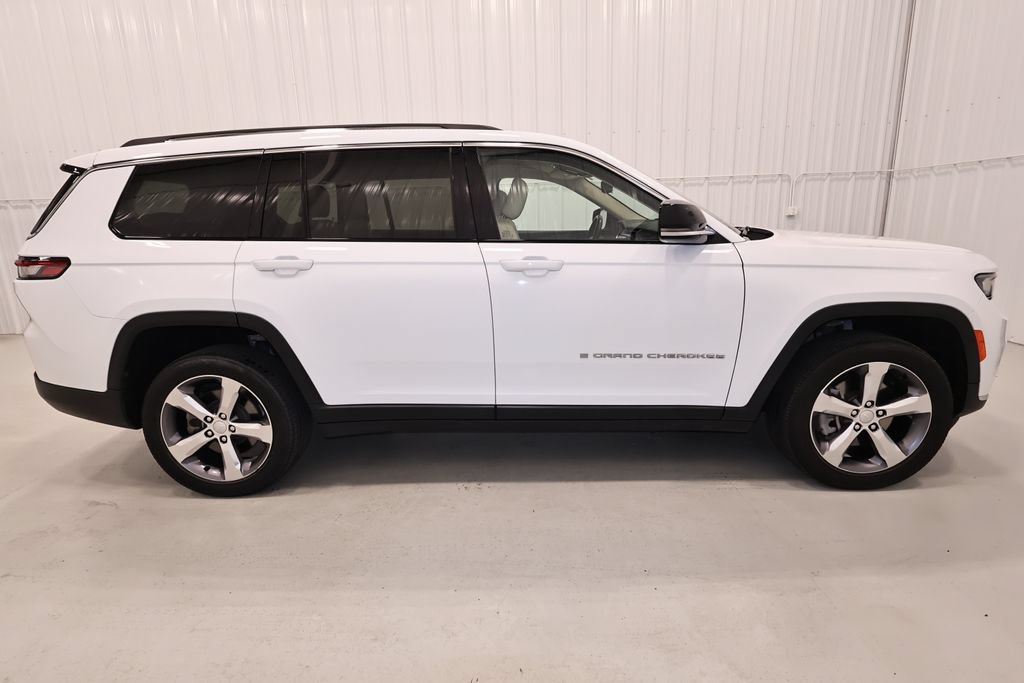 Used 2021 Jeep Grand Cherokee L Limited AWD/4WD image 2