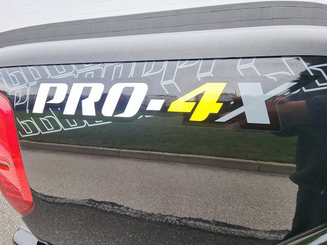 Used 2019 Nissan Frontier PRO-4X AWD/4WD image 33