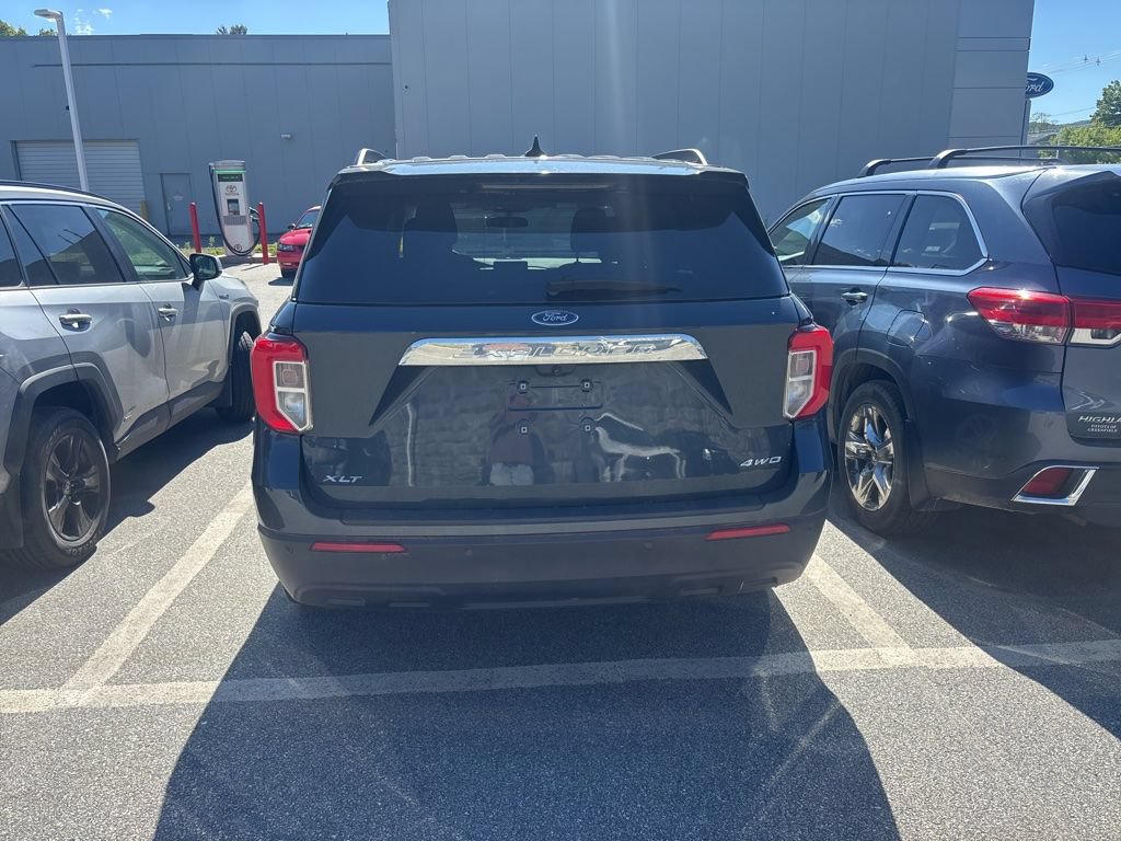 Certified 2024 Ford Explorer XLT AWD/4WD image 4
