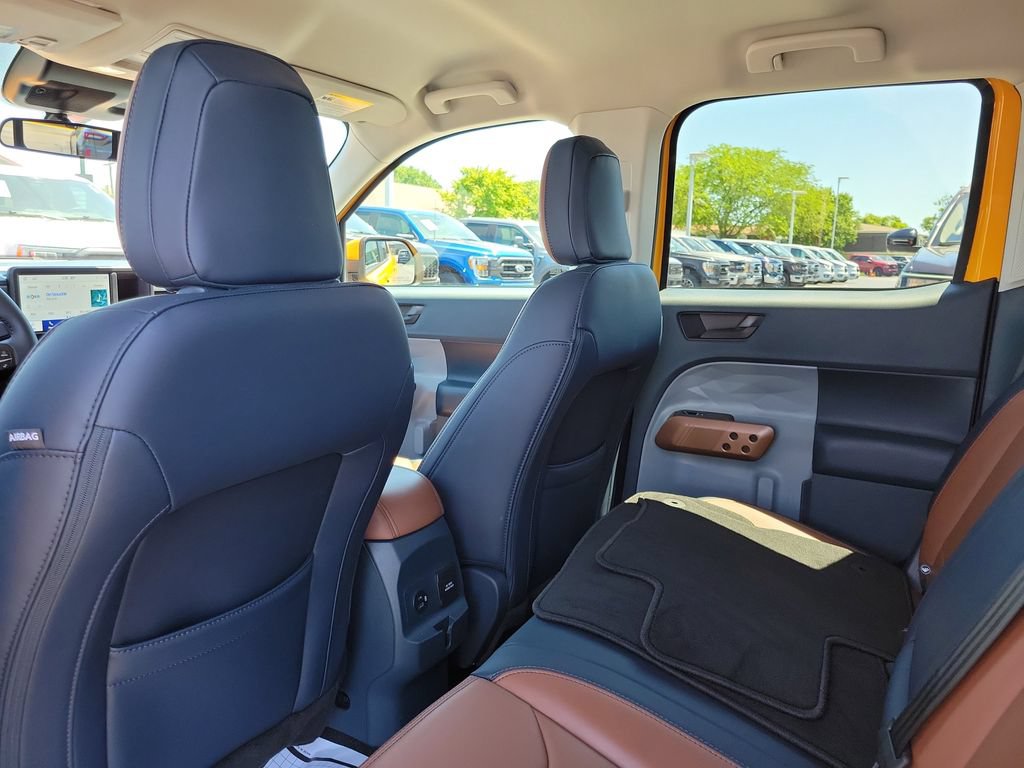 Certified 2023 Ford Maverick Lariat w/ Lariat Luxury Package FWD image 16