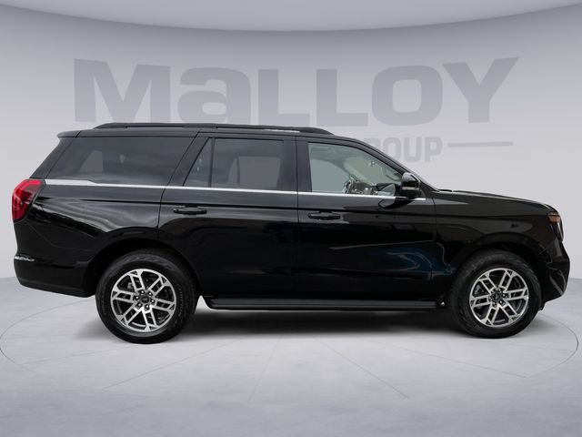 Certified 2025 Ford Expedition Active AWD/4WD image 6