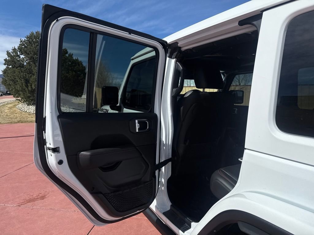 Used 2025 Jeep Wrangler Unlimited Rubicon image 20