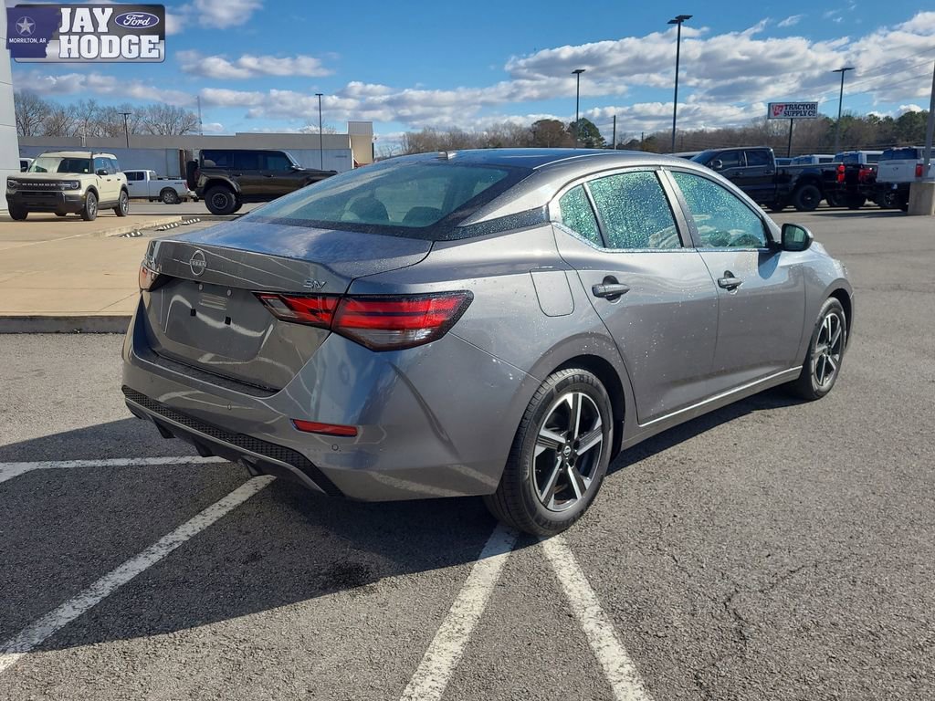 Used 2024 Nissan Sentra SV image 3