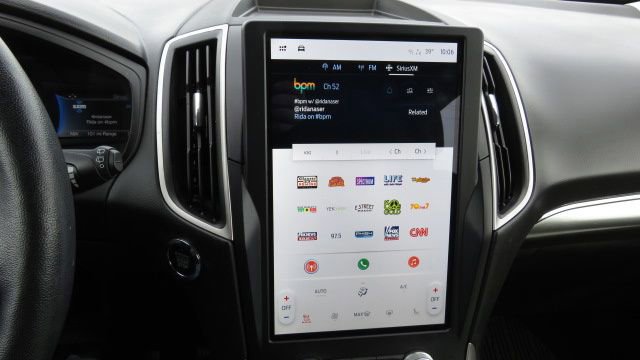 Certified 2022 Ford Edge SEL w/ Convenience Package image 13