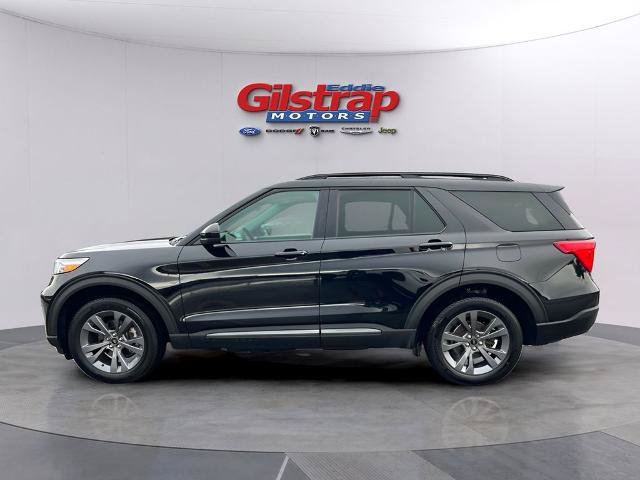 Certified 2023 Ford Explorer XLT w/ Equipment Group 202A AWD/4WD image 3