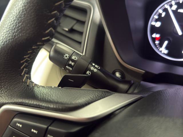 Used 2024 Subaru Ascent Limited AWD/4WD image 16