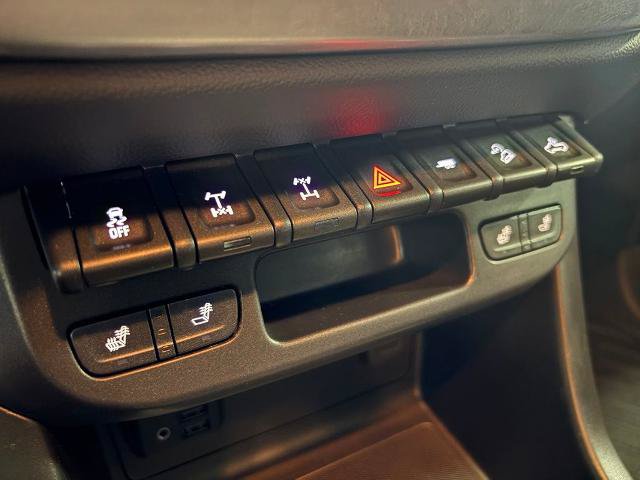 Used 2019 Chevrolet Colorado ZR2 w/ LPO, Premium Interior Package AWD/4WD image 20