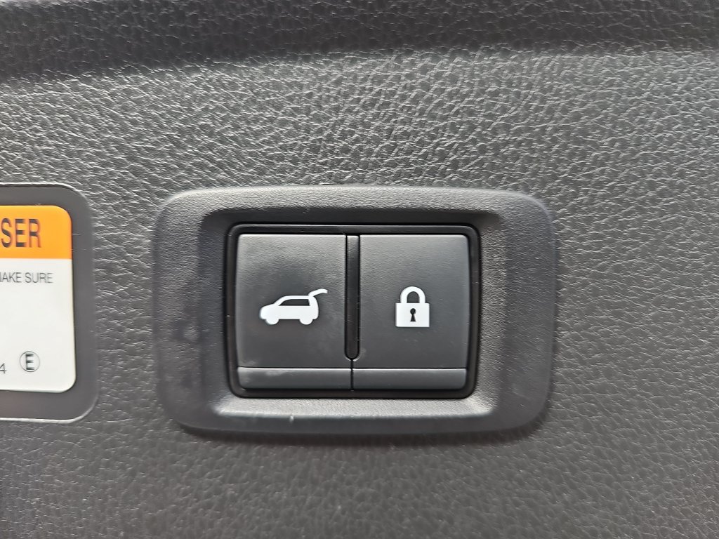 Used 2025 Mitsubishi Eclipse Cross AWD image 13