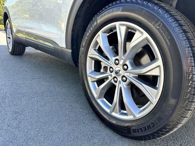 Certified 2023 Ford Explorer XLT w/ Equipment Group 202A image 14