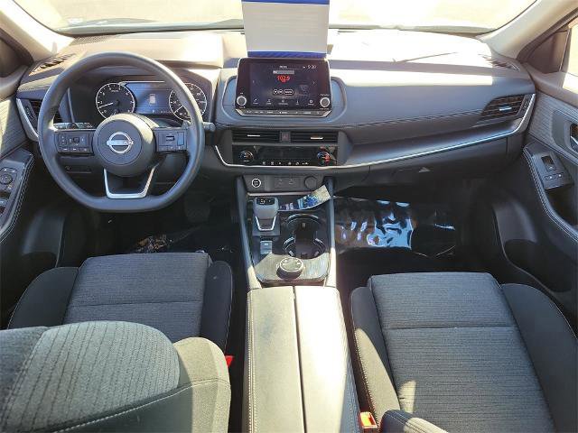 Used 2023 Nissan Rogue SV image 14