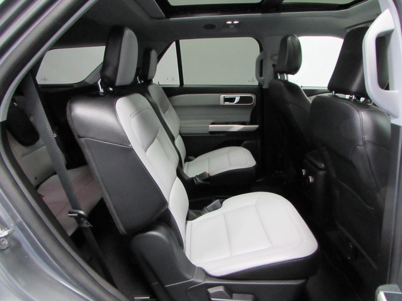 Certified 2021 Ford Explorer XLT w/ Equipment Group 202A AWD/4WD image 20