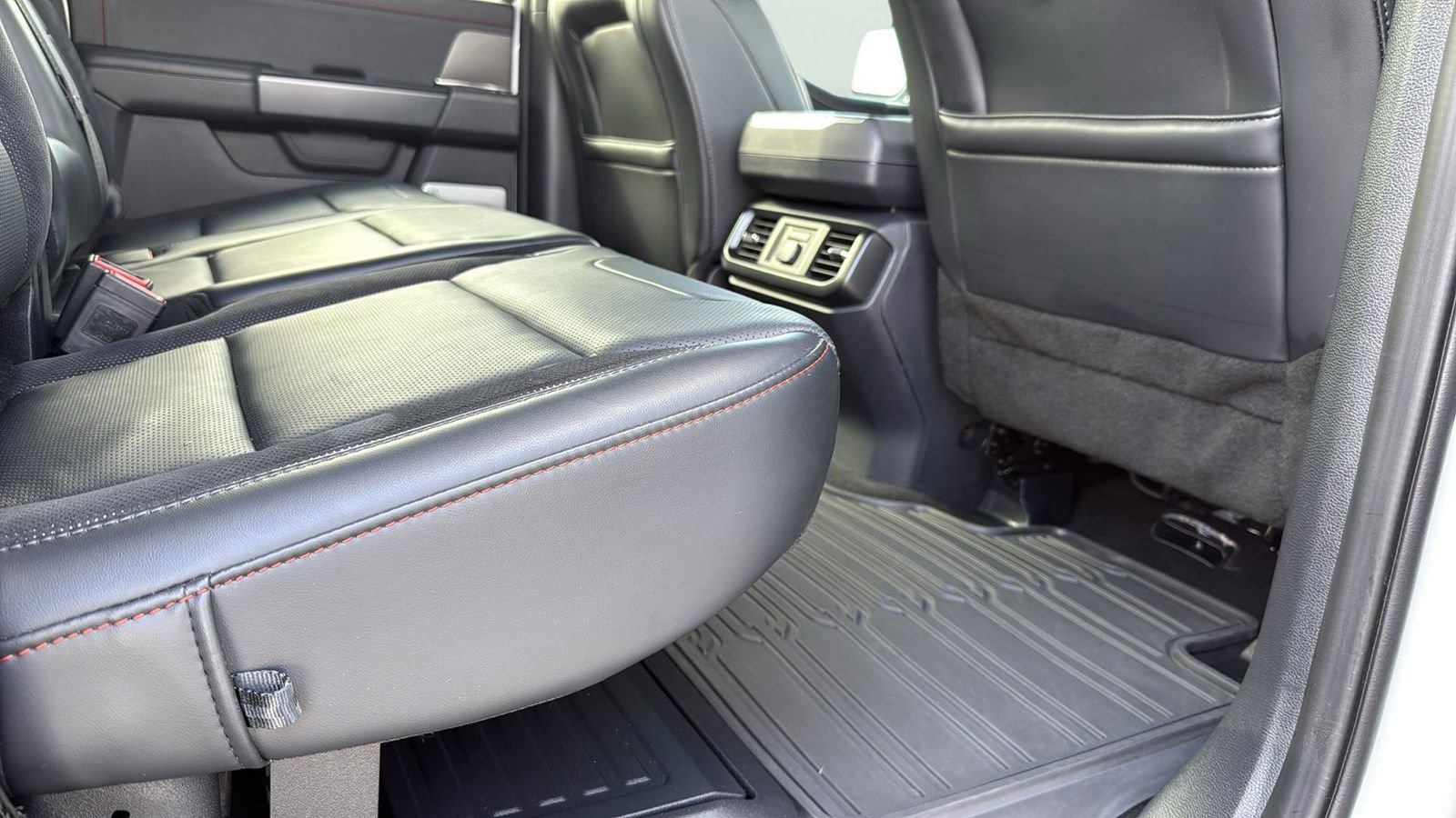 Certified 2024 Ford F150 Raptor image 27