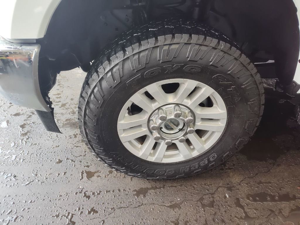 Certified 2017 Ford F250 XLT w/ FX4 Off-Road Package image 8