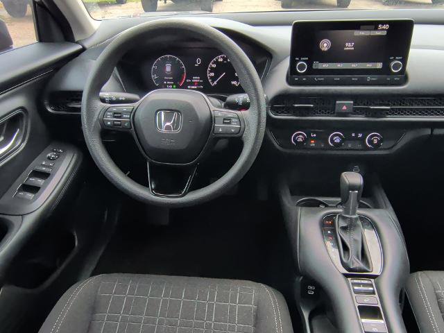 Used 2025 Honda HR-V LX image 12