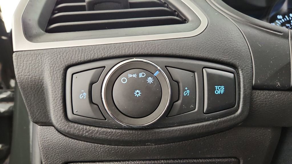 Certified 2022 Ford Edge SEL image 23