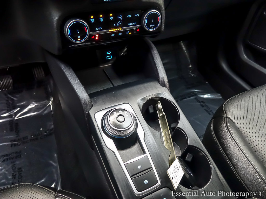Certified 2022 Ford Escape SEL AWD/4WD image 17