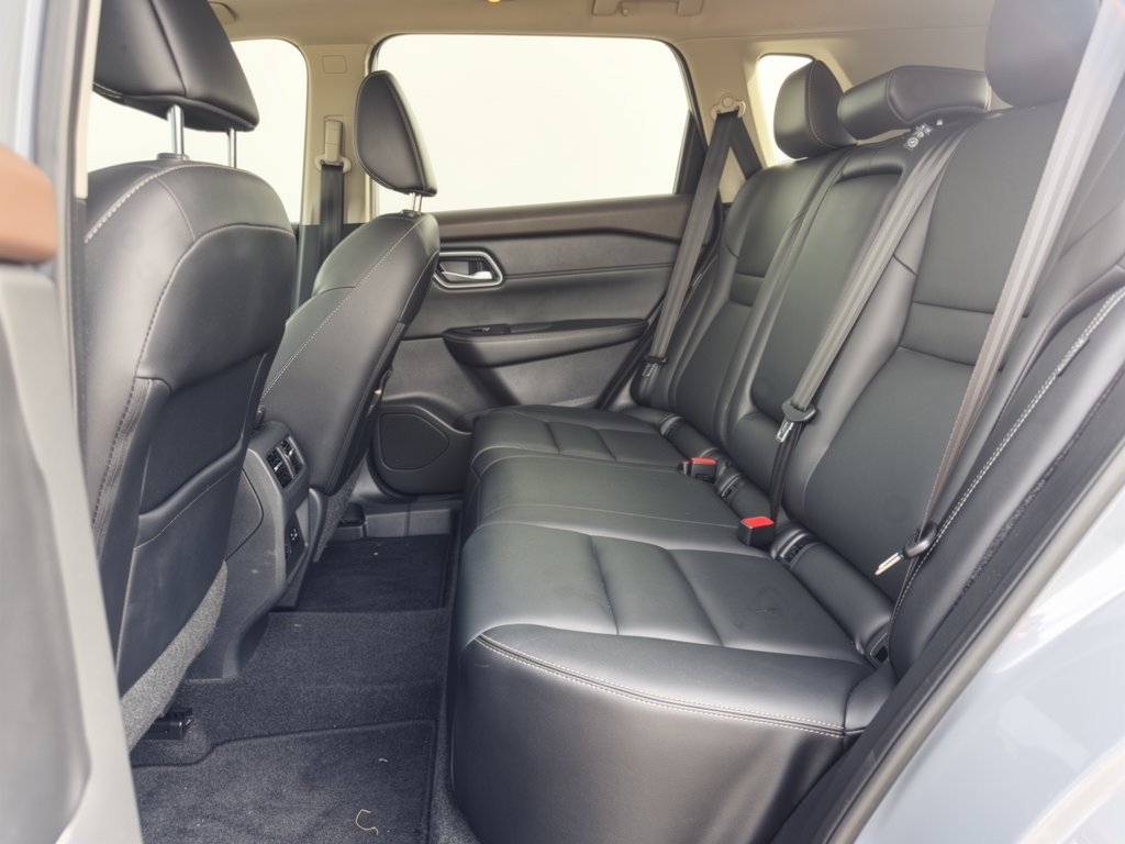 Used 2021 Nissan Rogue SL w/ Premium Package FWD image 25