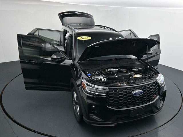 Certified 2025 Ford Explorer ST AWD/4WD image 42