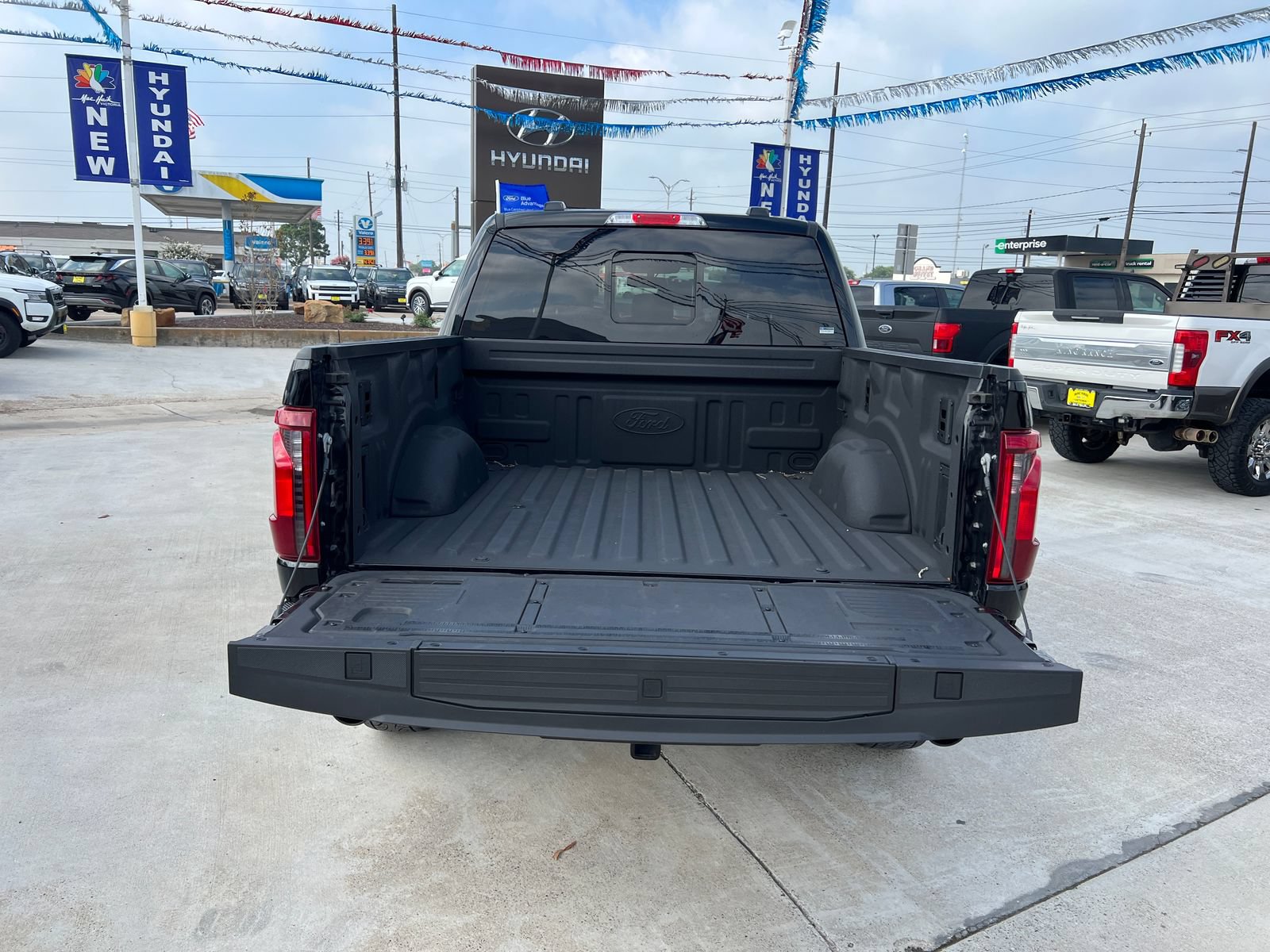 Certified 2025 Ford F150 XLT w/ Equipment Group 303A High AWD/4WD image 16