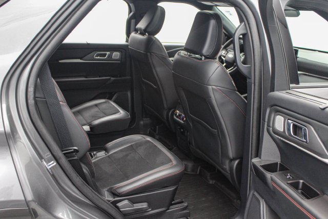 Certified 2025 Ford Explorer ST AWD/4WD image 25