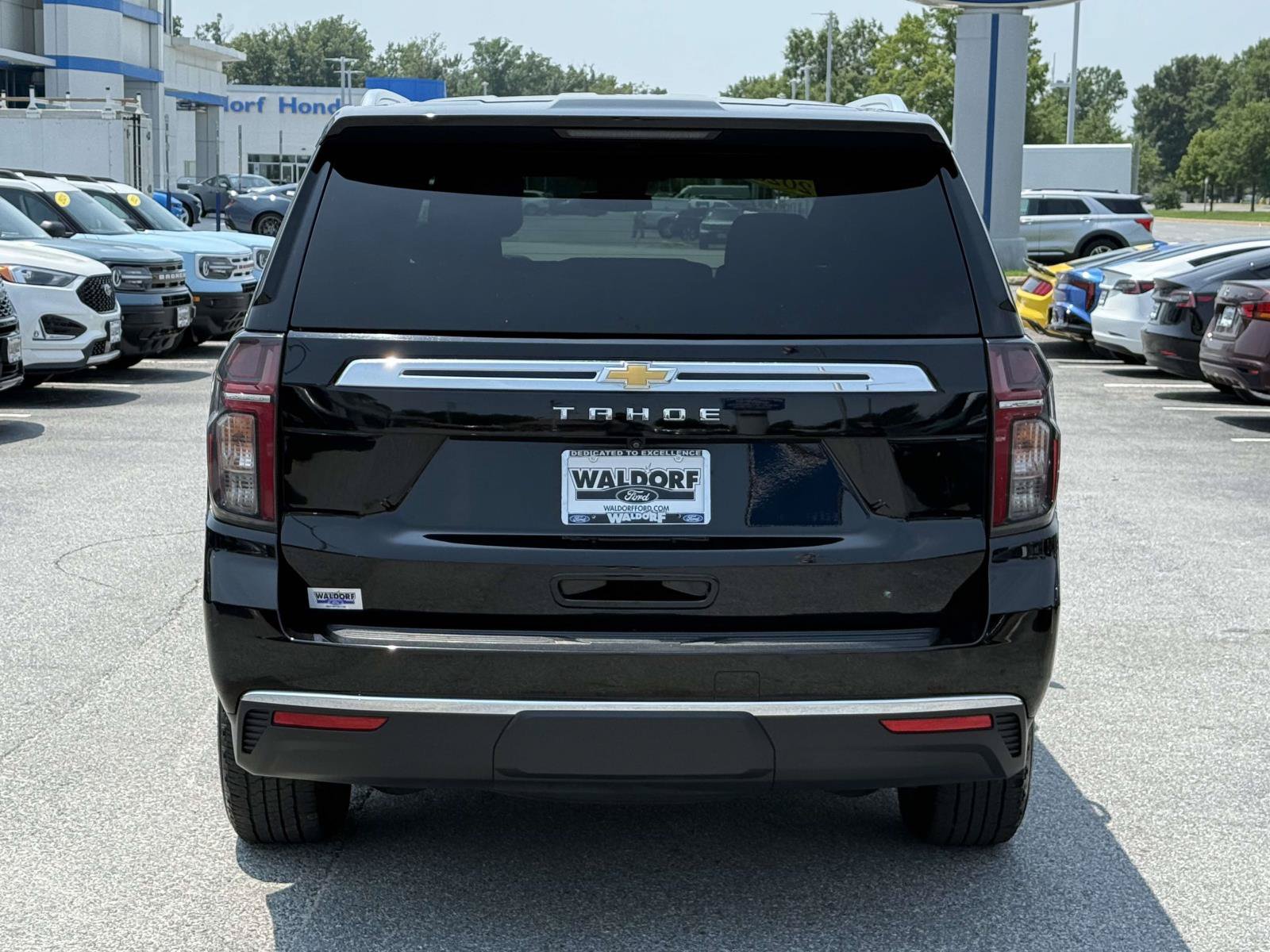 Used 2023 Chevrolet Tahoe LS w/ Driver Alert Package AWD/4WD image 3