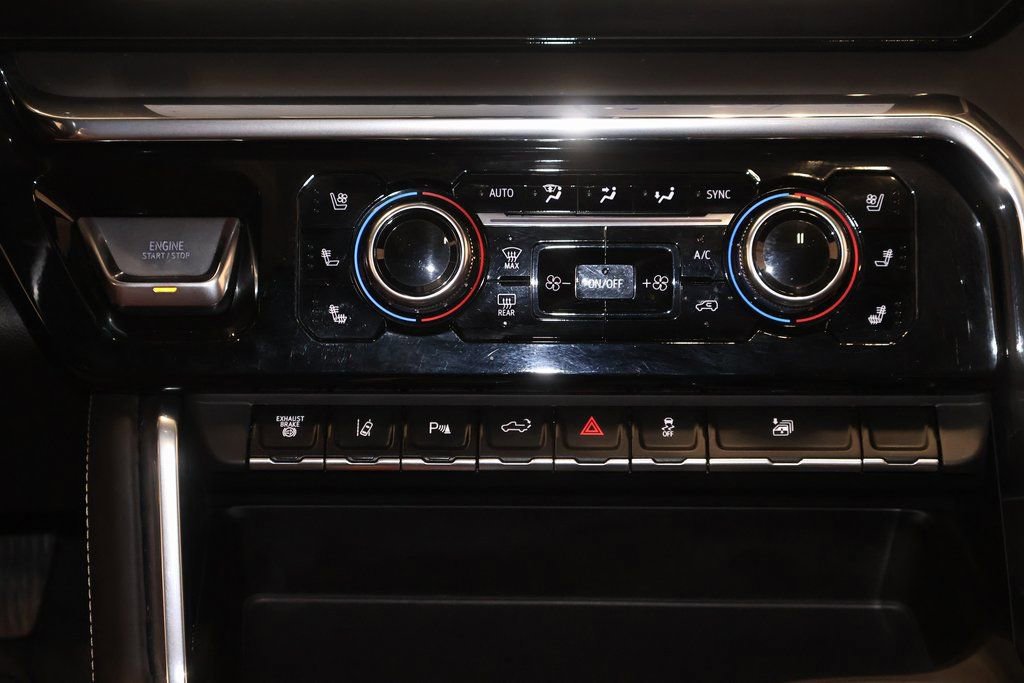 Used 2026 GMC Sierra 3500 Denali Ultimate image 40