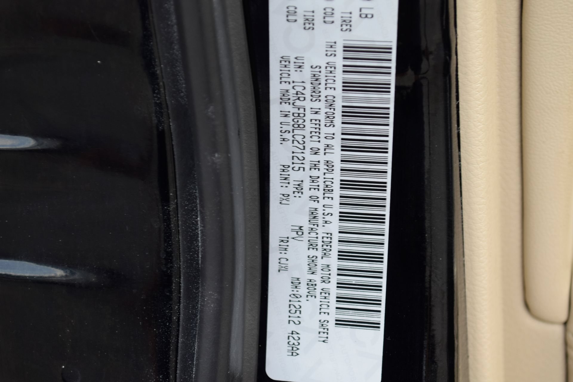 Used 2020 Jeep Grand Cherokee Limited AWD/4WD image 24