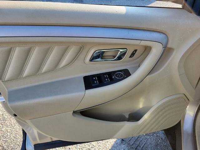 Certified 2017 Ford Taurus SE image 21