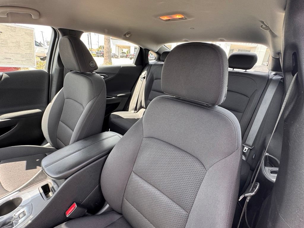Used 2023 Chevrolet Malibu LT FWD image 19