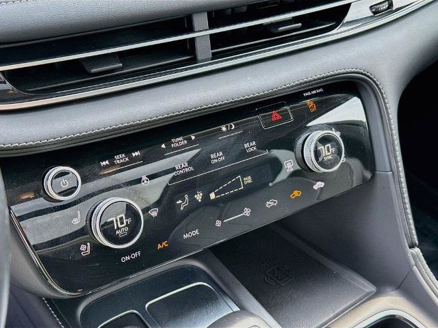 Used 2023 INFINITI QX60 Sensory w/ Vision Package AWD/4WD image 14