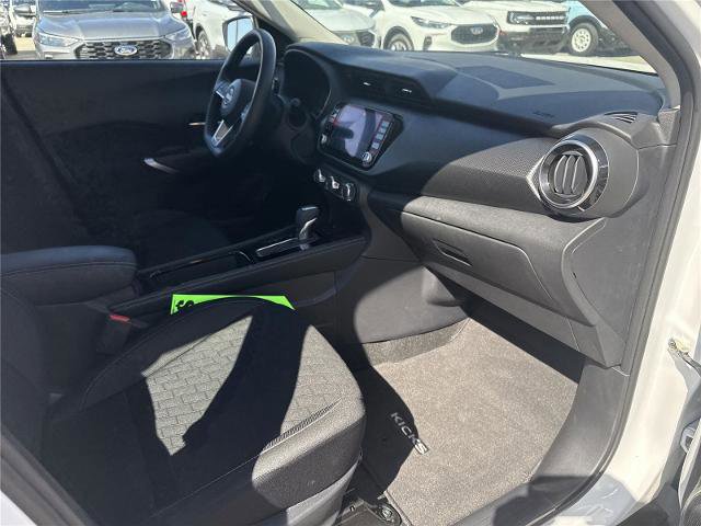 Used 2024 Nissan Kicks SV image 19