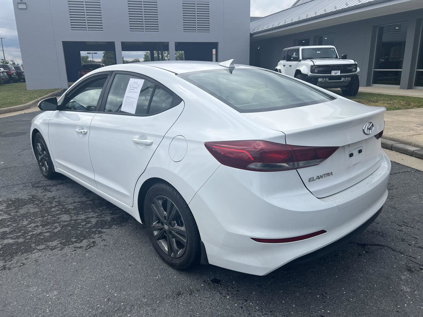 Used 2018 Hyundai Elantra Value Edition FWD image 3