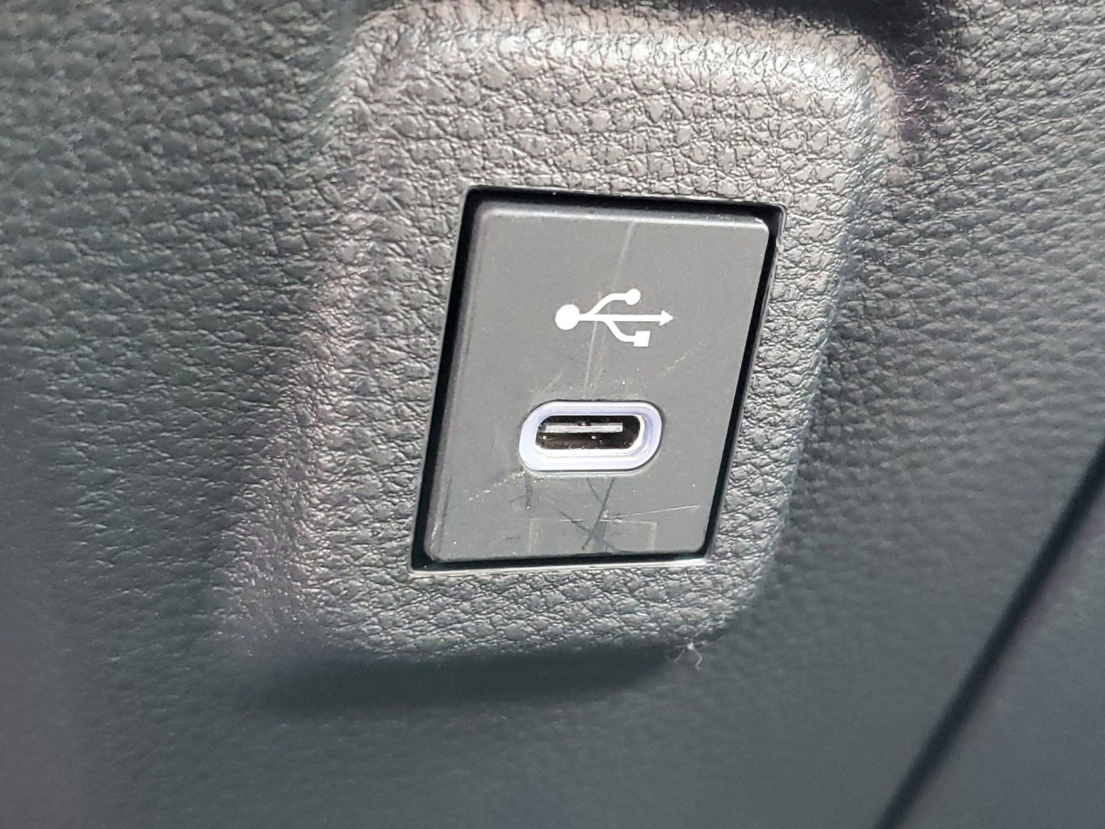 Used 2025 Toyota Corolla SE FWD image 25