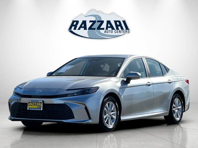 Used 2025 Toyota Camry LE FWD image 7